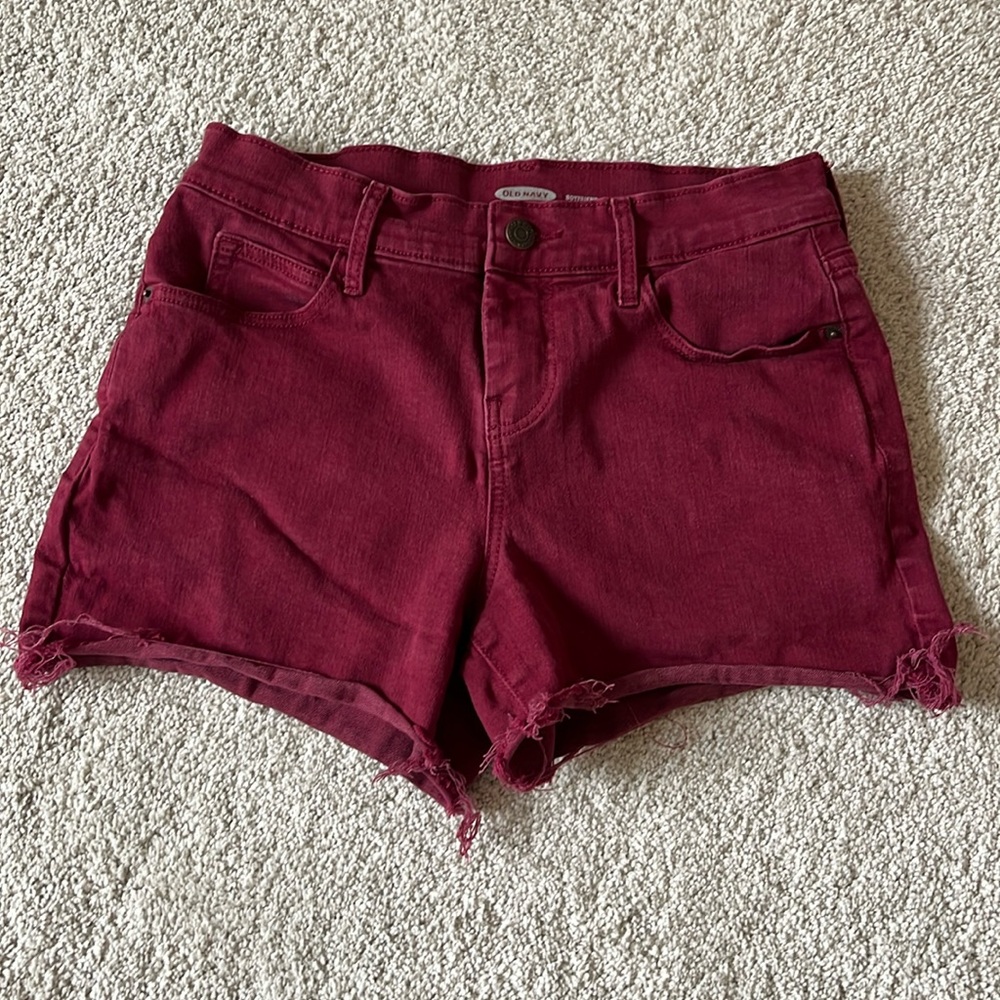 Burgundy / maroon boyfriend jeans shorts